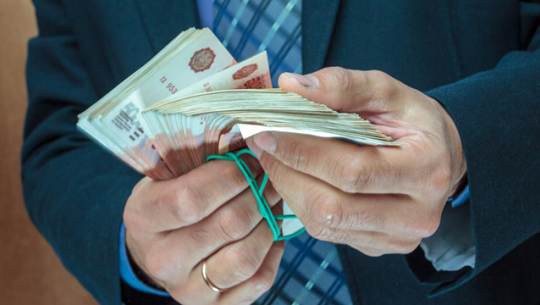 Средняя зарплата в Москве может вырасти до 135 тысяч рублей