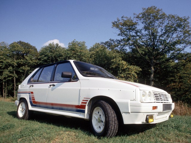 Игра на ЯПе: Угадай АВТО-5