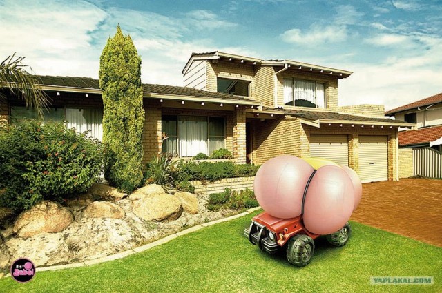 В рекламе жвачки Big Babol кругом попы мерещатся