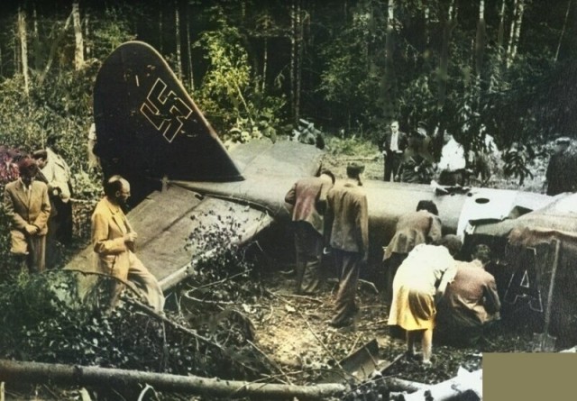История Ju-88, выставленного в июле 41-го в центре Москвы