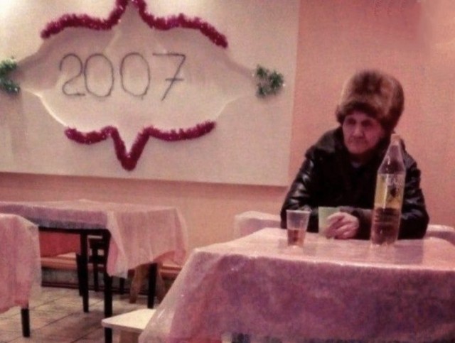 Всего месяц. Тревожно.