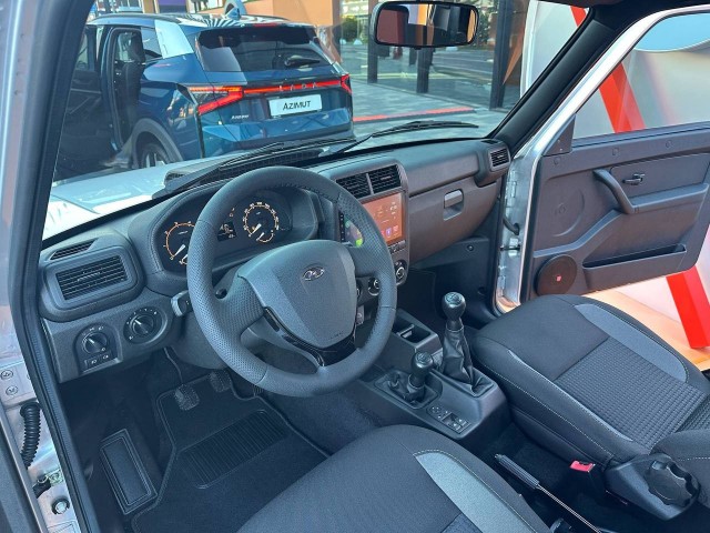 Новую Lada Niva Legend впервые показали после обновления