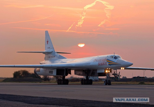 Ту-160