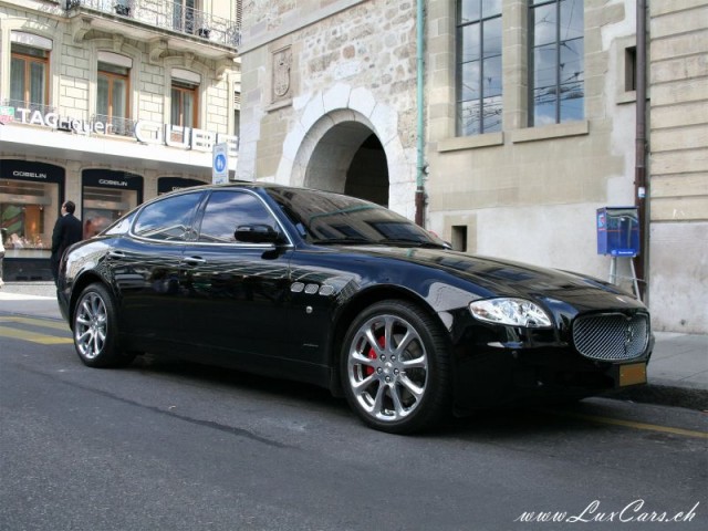 Суперкары Maserati - 12 фото