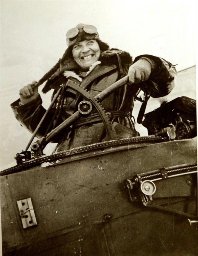 История в фотографиях