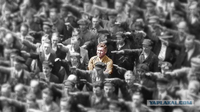 «Люди совсем озверели». Екатеринбуржцы заступились за спортсмена, надевшего футболку с гербом Украины
