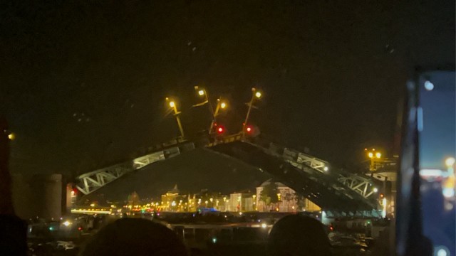 В этом городе живёт небо…