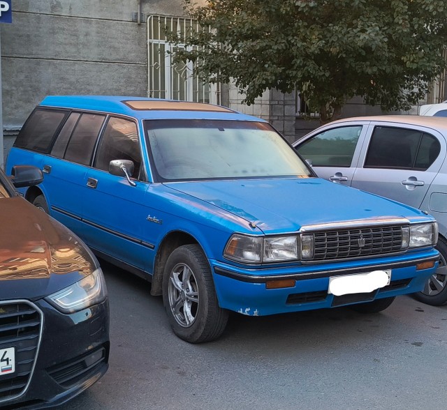 «Автостат»: средний возраст легковых автомобилей в России составляет 15,5 лет