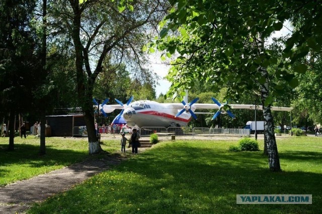 Фотохроника "загнивающего совка". Часть 12