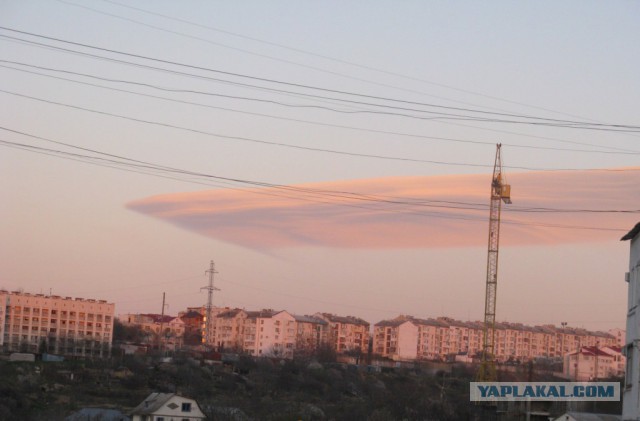 Символичный закат в Харькове