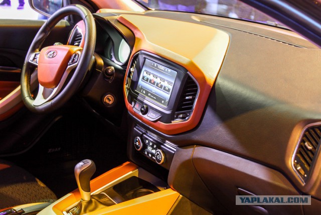 Lada Vesta на конвейере