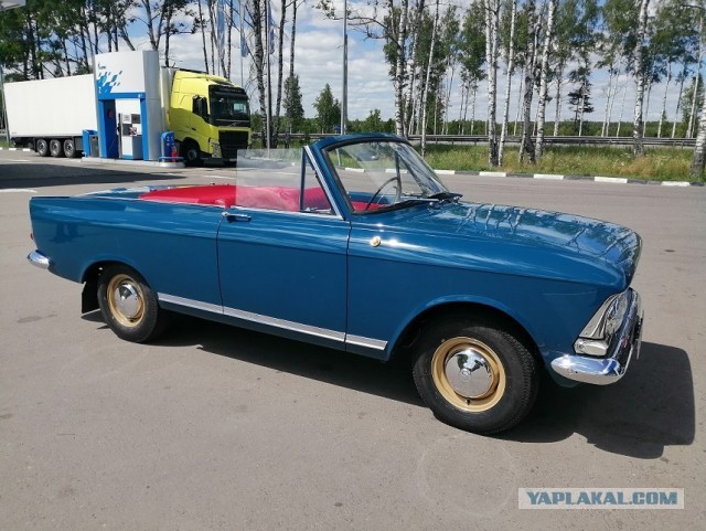 Двухдверный купе-кабриолет «Москвич-408 Турист» создан в 1967 году