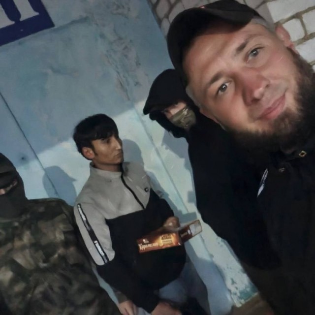 В Тверской области жители поймали педофила-узбека, который мчался на встречу к 13-летней девочке