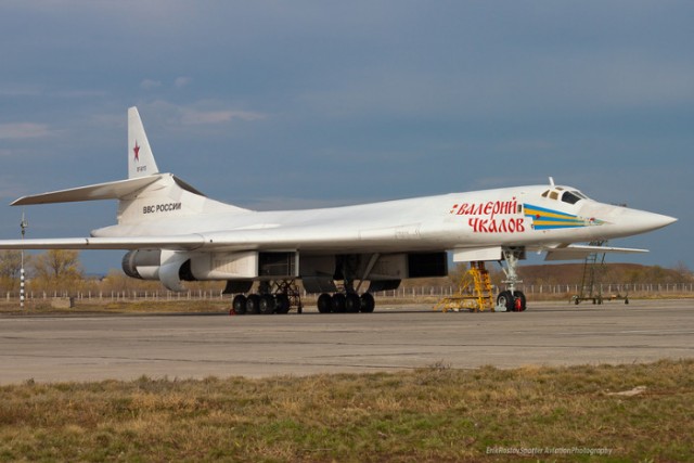 Благодаря чему отечественный Ту-160 может уходить от преследования американских F-35