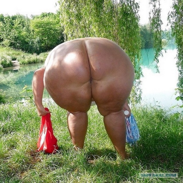 Таня собралась в клуб