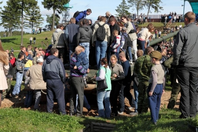 День Танкиста-2011. Линия Сталина