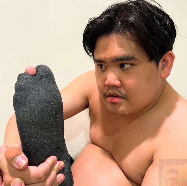 Как сделать косплей на Дуэйна "Скалу" Джонсона не будучи качком