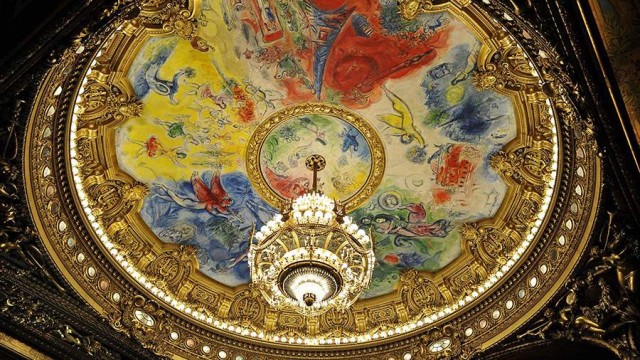 Во Франции купол Парижской оперы потребовали демонтировать из-за росписи Шагала