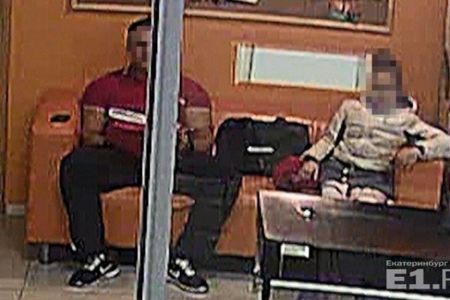 Напал неадекват на мою дочу в Питере