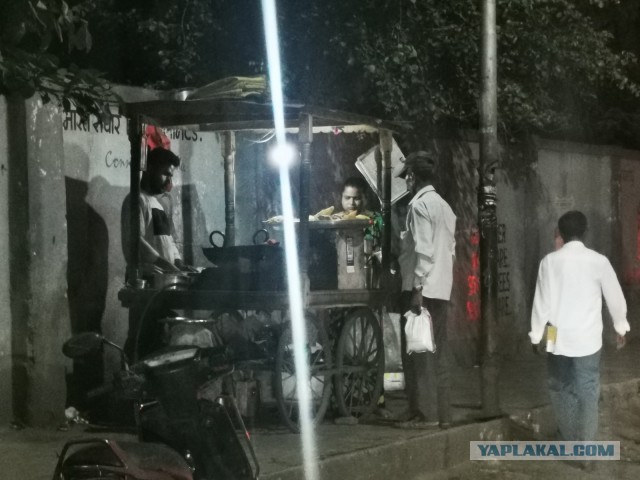 Чай из канавы, палатки у дороги и зарплата в 1 доллар в день - чем впечатлила меня Индия.