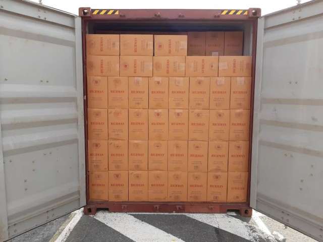 Таможня в Германии обнаружила полтора миллиарда контрабандных сигарет