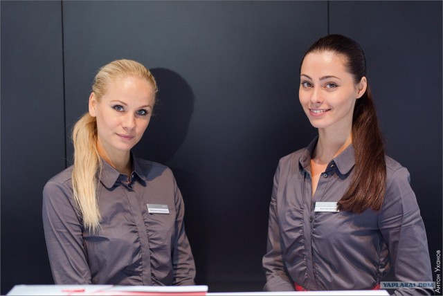 Девушки на ММАС 2012