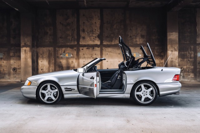 На продажу выставили очень редкий Mercedes-Benz SL600 с тюнингом от RENNtech