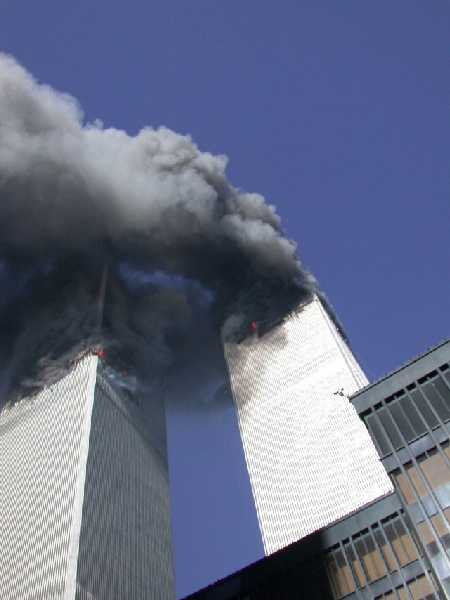 Секретная служба США показала ранее не публиковавшиеся фотографии теракта 11 сентября