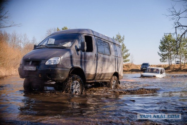 Какого черта х*есосят отечественный автопром?