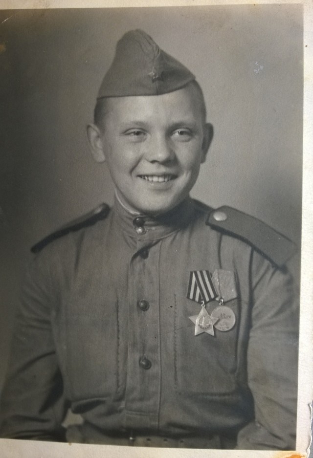Ровно 80 лет назад, 9 мая 1945 года, в 0:43 по московскому времени в предместье Берлина Карлсхорсте был подписан окончательный Акт о безоговорочной капитуляции фашистской Германии