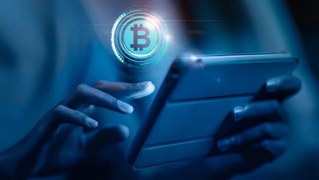 Кто-то вывел нетронутые 15 лет биткоины, которые подорожали в 850 тысяч раз
