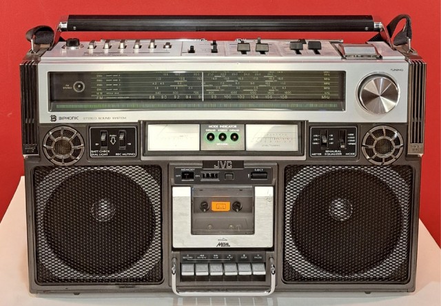 Аудиотехника прошлого века-SHARP VZ-3000.
