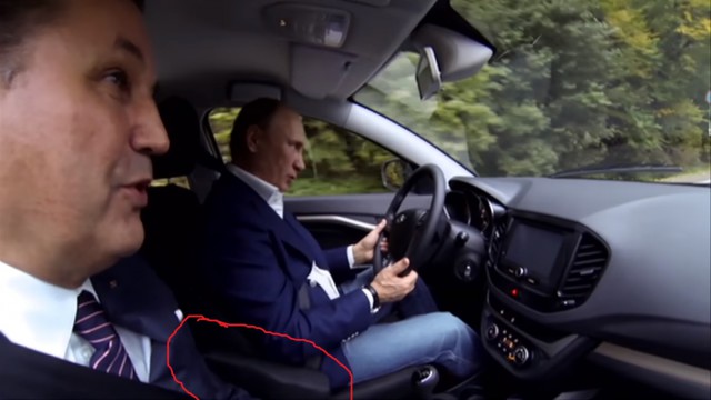 Путин на Лада Веста