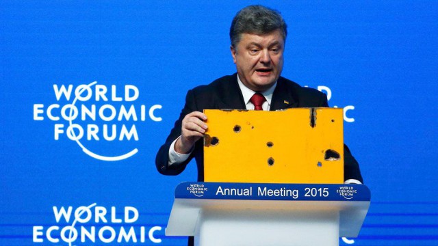 Это вам за всех мирных