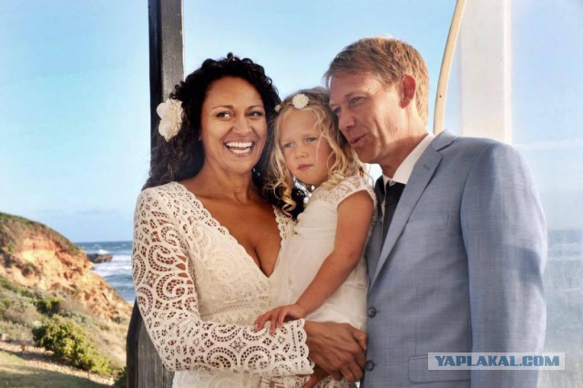 Англичанка влюбилась в донора спермы, от которого родила дочку