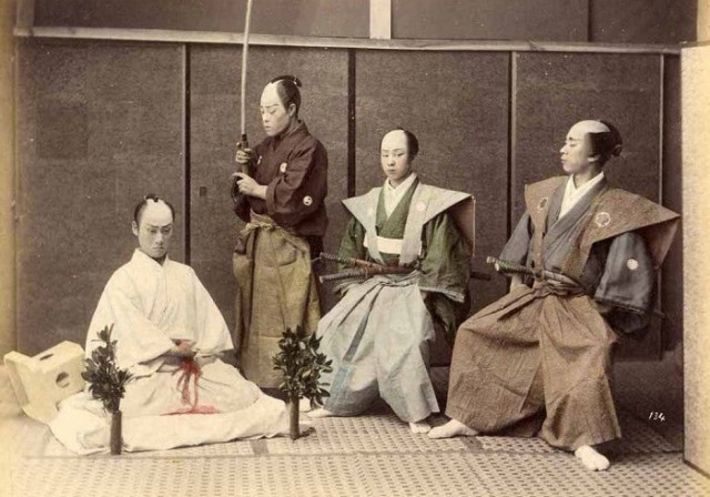 Как самураи защищали свою честь: харакири - обряд самоубийства