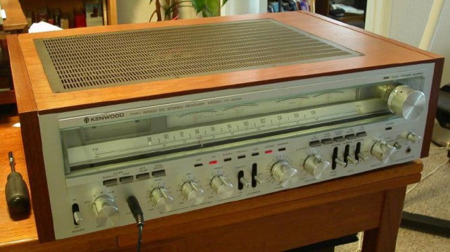 Неоновая Аудиофилия. FM -тюнеры. Что это и с чем едят