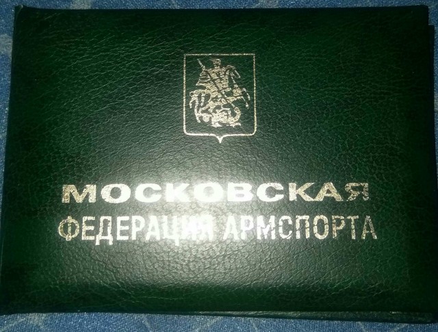 Россиянка массово наказывает американских мужиков на пляже в Калифорнии