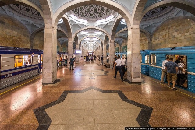 Ташкентскому метро исполнилось 45 лет!