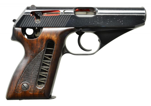 Parabellum и Walther P38 изнутри. Красивых фото в разрезе пост.
