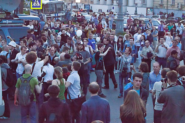 Как человек которому похуй, на митинг ходил