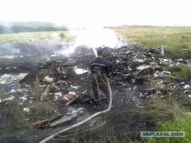 СК РФ: малайзийский Boeing был сбит ракетой