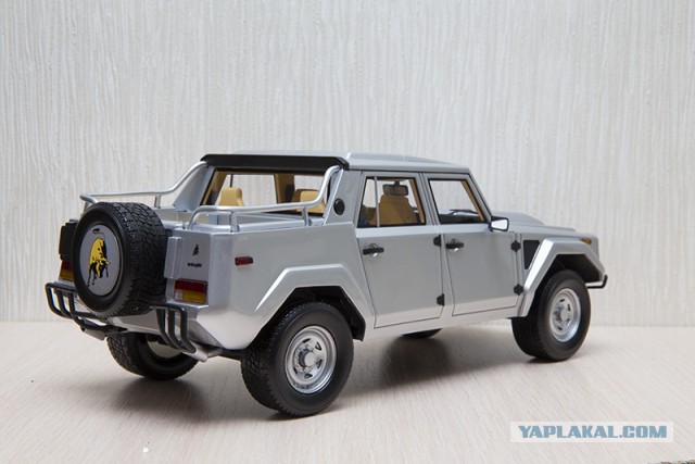Lamborghini в масштабе 1:18