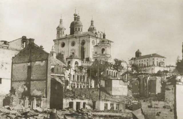 Сухие факты и говорящие фотографии