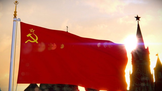 Гимн СССР, как будильник утром - встают все