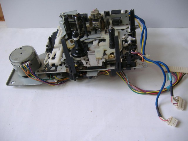 Трёхкассетник Yorx FP-1010