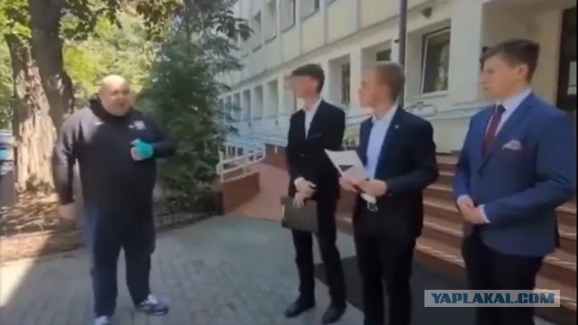 Поляки выразили недовольство обилием украинских флагов