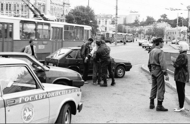 Интересные фотографии 1990-х 12.04.24