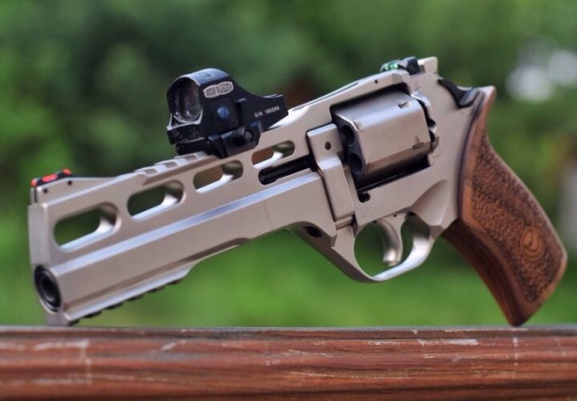 Черная Пятница и Smith & Wesson Model 29-2