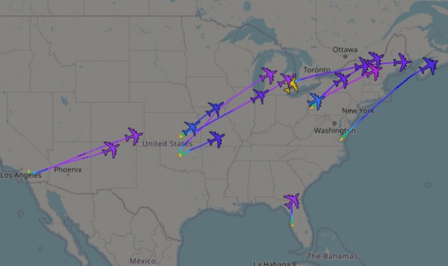 Отмечается крупное перебазирование американских самолетов заправщиков